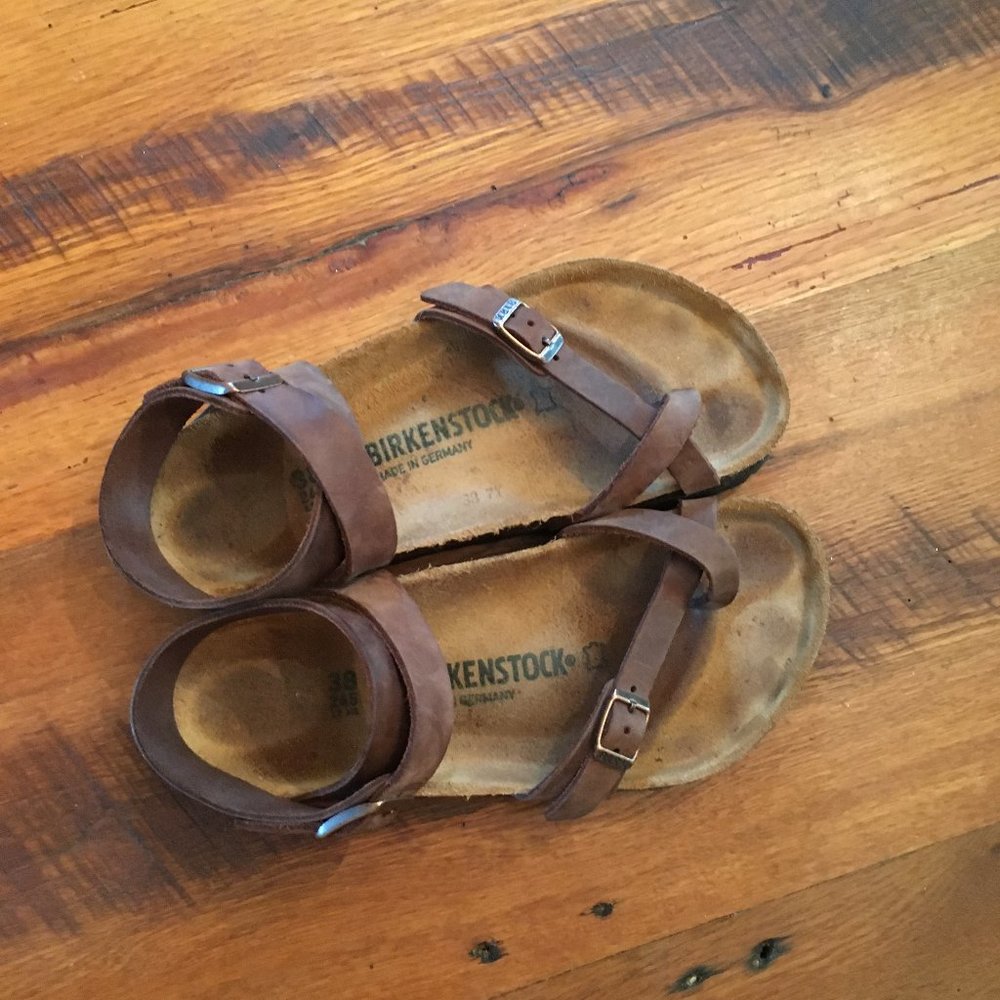 Birkenstock Yara Oiled Leather Sandals